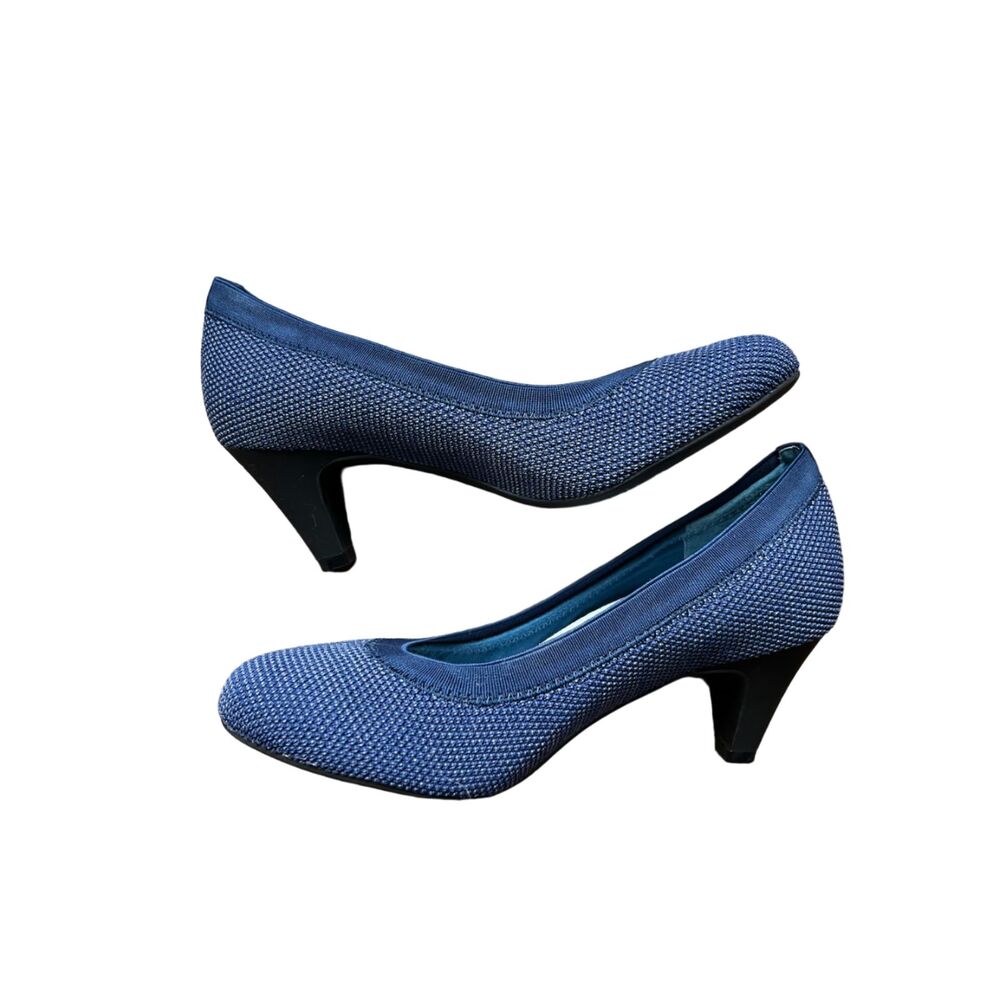 Betabrand Late To The Gate Blue Knit Kitten Heels Blue Women's Size 8